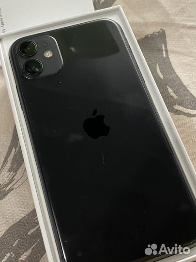 iPhone 11, 64 ГБ