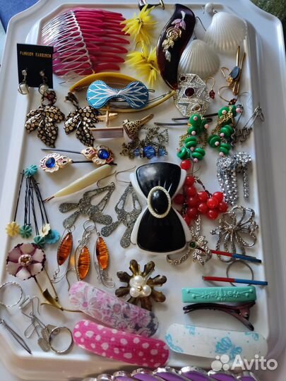 Заколки для волос