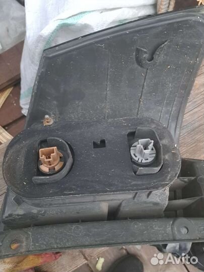 Фонарь на Альфард