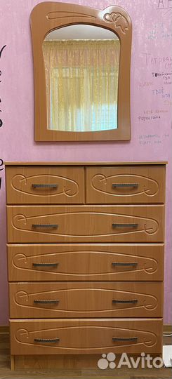 Спальный гарнитур