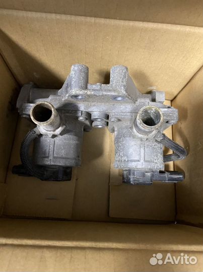 Клапан Lexus-Toyota 25701-38064