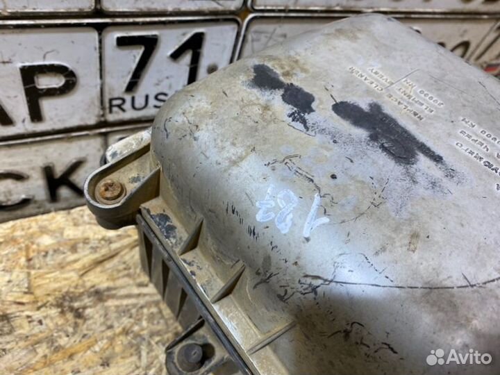 Корпус воздушного фильтра Chevrolet Niva