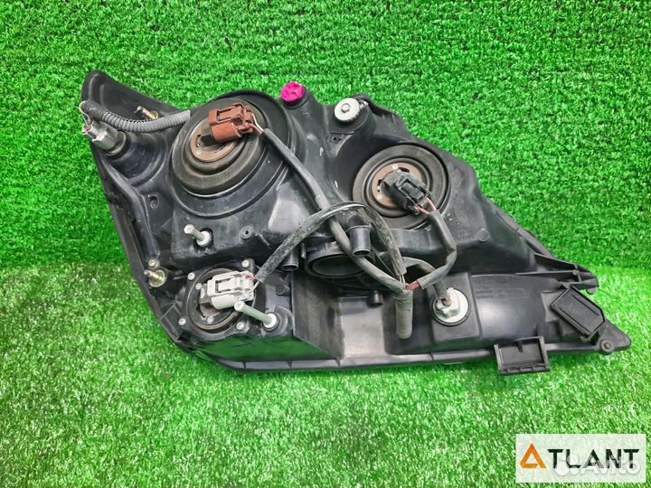 Фара передняя левая toyota harrier