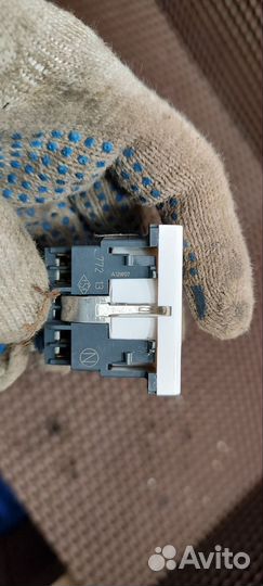 Poзeтка cо штоpкaми (бeлая), apтикул 077213, Beнгр