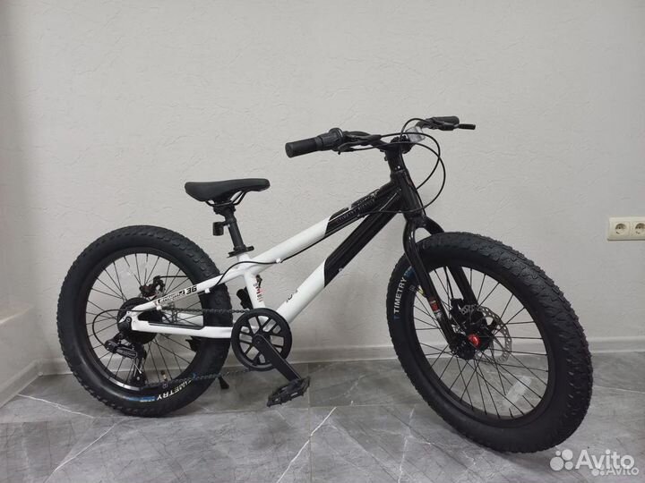 Велосипед подростковый полуфэтбайк на Shimano