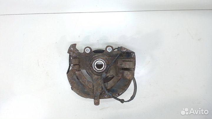 Ступица (кулак, цапфа) Mazda 3 (BK), 2004