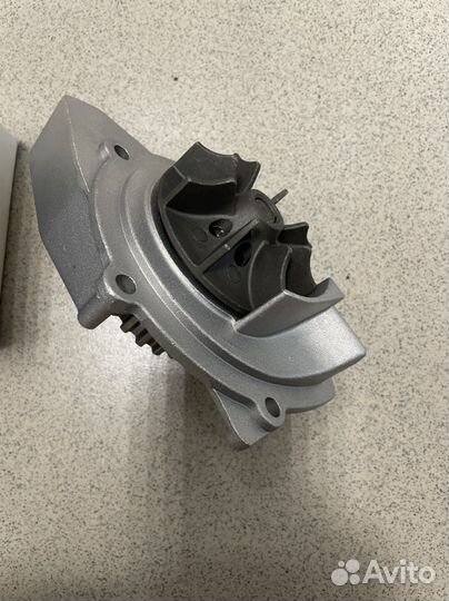 Водяная помпа, Пежо 406,2.0-2.2дизель