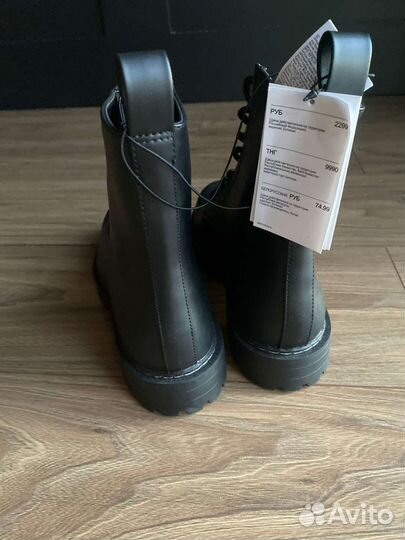 Новые ботинки H&M на тракторной подошве 39