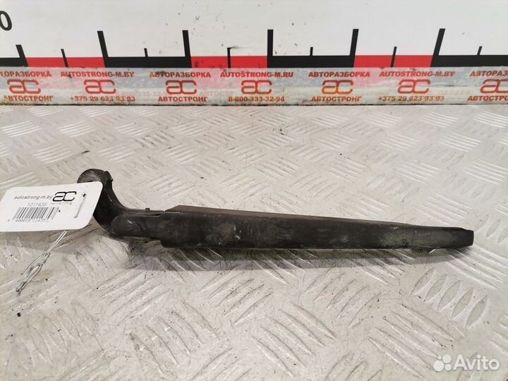 Поводок стеклоочистителя заднего для Volvo V50 1