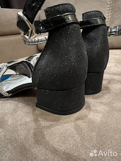 Туфли для девочки