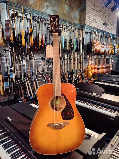 Yamaha FG800 Sand Burst - акустическая гитара