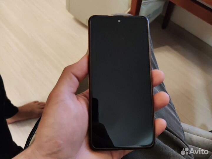 Xiaomi POCO F3, 6/128 ГБ