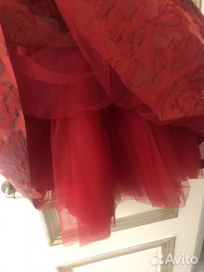 Платье на праздник