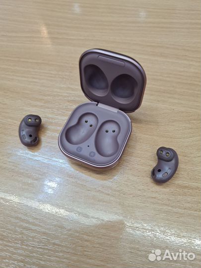 Наушники samsung galaxy buds live