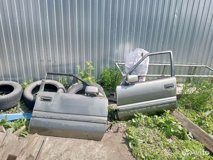 Двери, тайета переднии