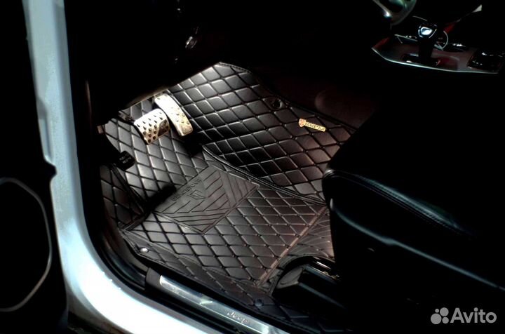 Автоковрики на Jeep Grand Cherokee