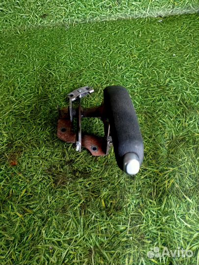 Рычаг стояночного тормоза Ниссан Примера Р12 2005г