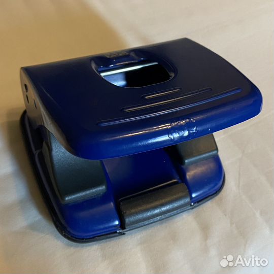 Дырокол для бумаги