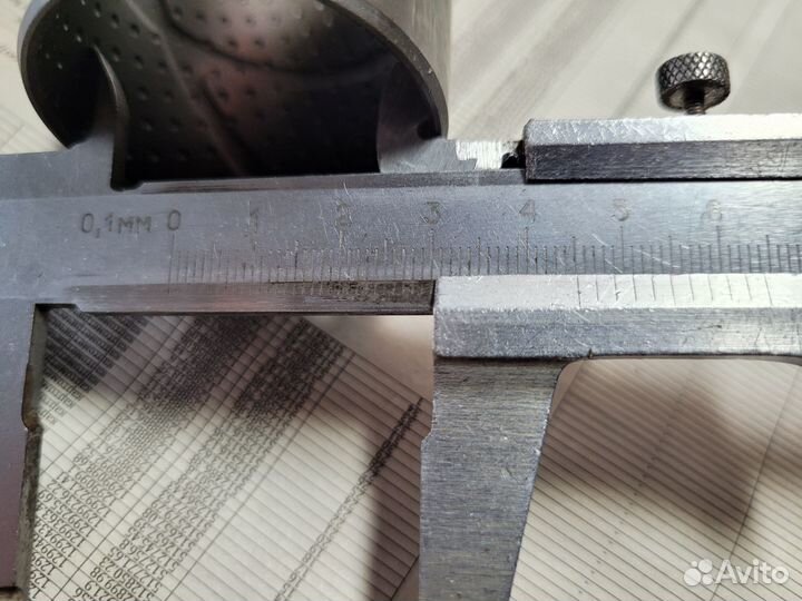 Втулка балансира John Deere 325K, 325J