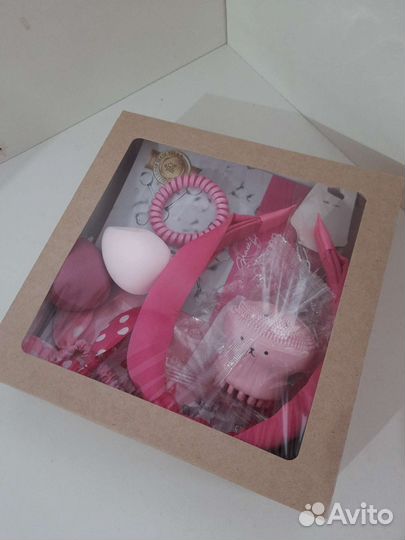 Подарочный бокс