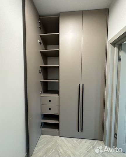 Шкаф на заказ с установкой