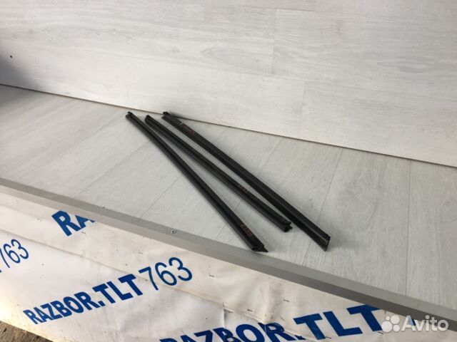 Уплотнитель стекла внутренний KIA RIO 4 1.4 ат сед