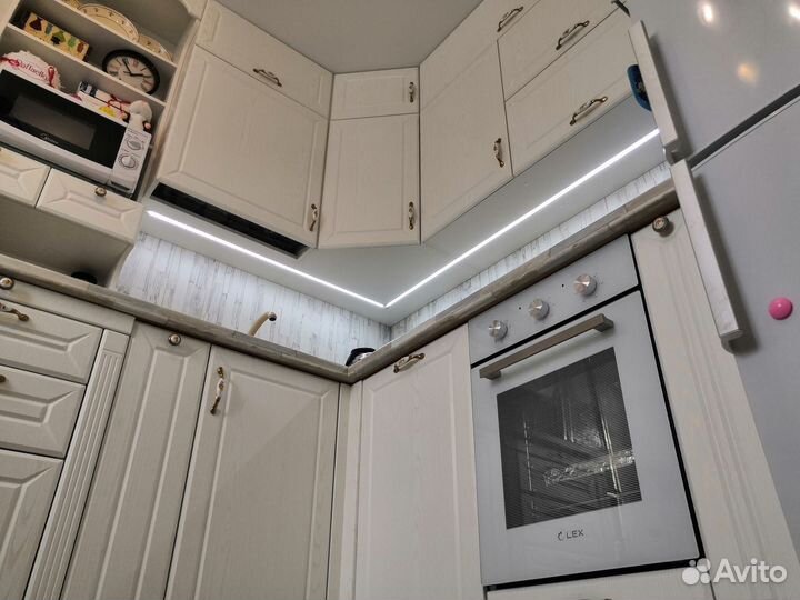 Кухня угловая. Цена за всю кухню ксп:15108