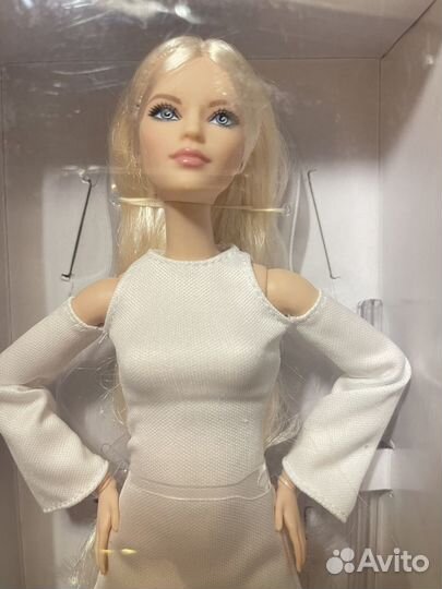 Barbie Looks model #6 nrfb