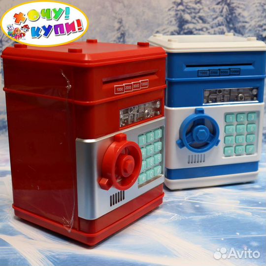 Копилка в виде сейфа