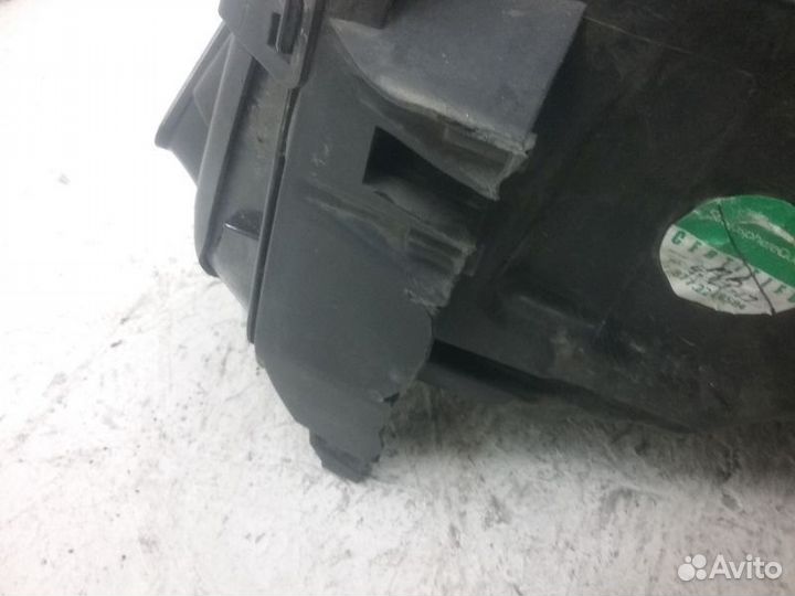 Фара правая Mercedes Benz GLE-klasse W166 LED