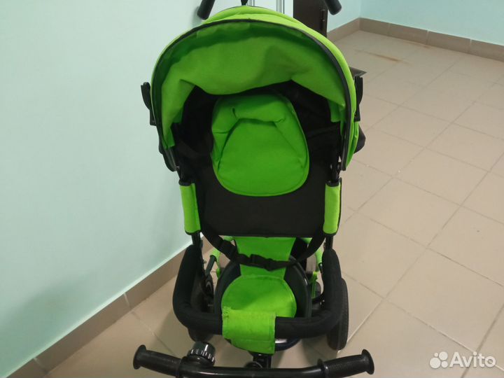 Трехколесный детский велосипед коляска