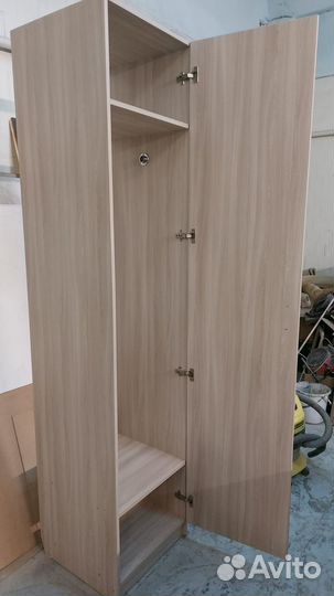 Стол офисный угловой