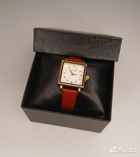 Часы Cartier женские, новые