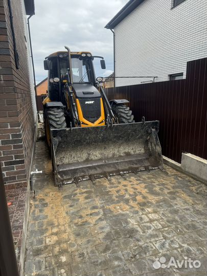 Экскаватор погрузчик