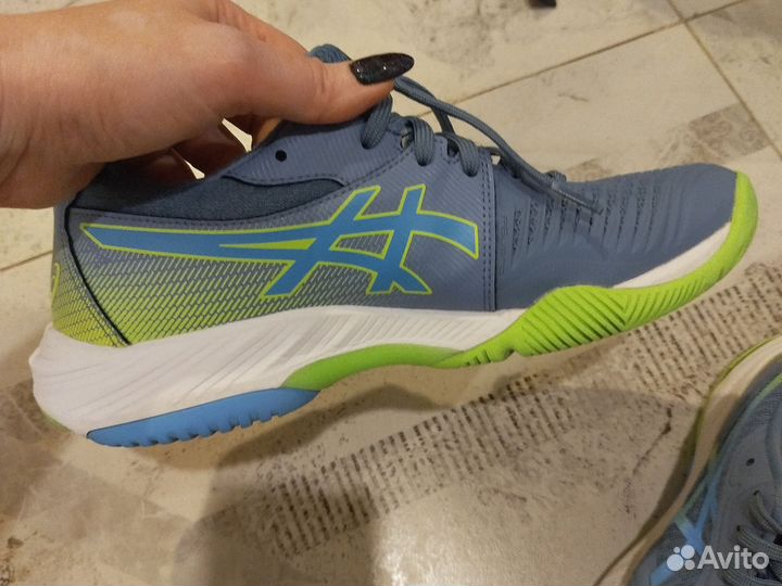 Кроссовки asics волейбольные оригинал