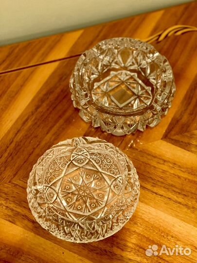 Хрустальная пепельница