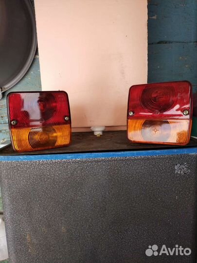 Фонари для лодочного прицепа пара