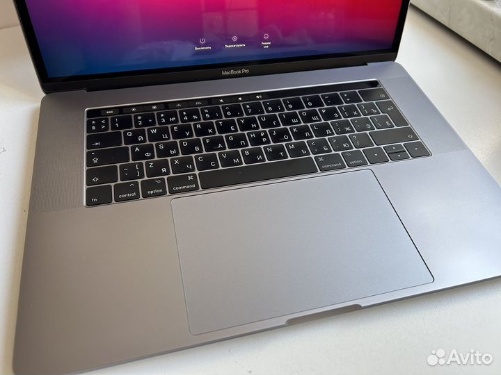 Appe Macbook PRO 2016 i7 2.6ghz 16gb ram ssd 256Gb