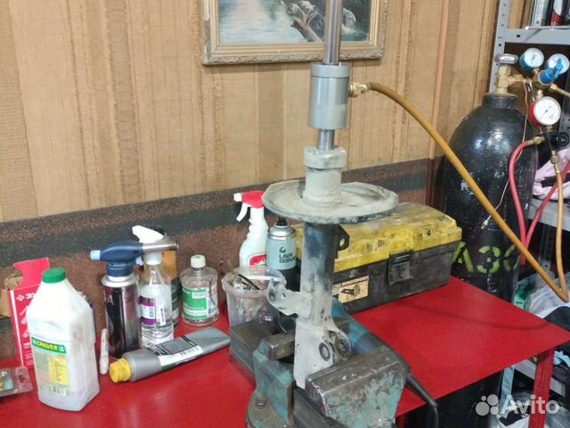 Прокачка стоек амортизаторов азотом в Благовещенске | Услуги | Авито