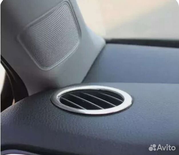 Декор салона VW Jetta 6