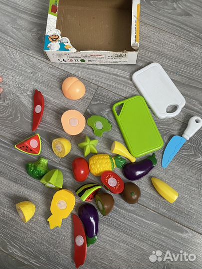 Игрушки, планшет, игры