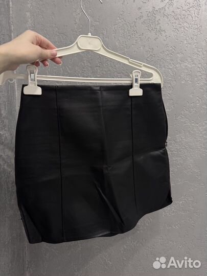 Женская кожаная мини юбка
