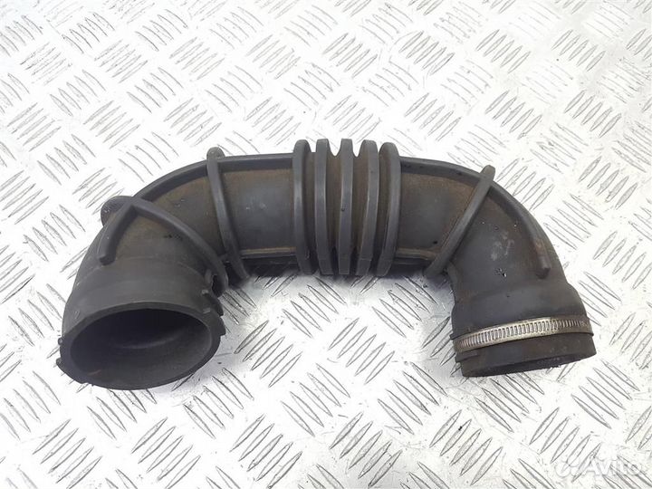 6001040486 Патрубок воздушного фильтра Renault Tr