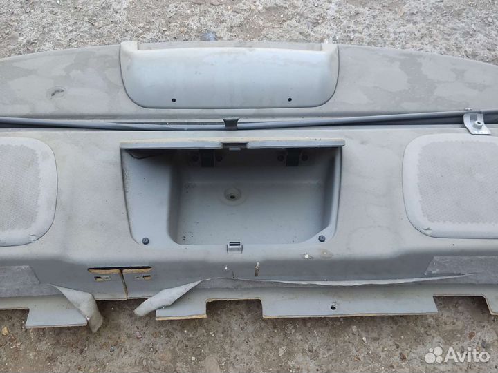 Задняя полка Alfa Romeo 166