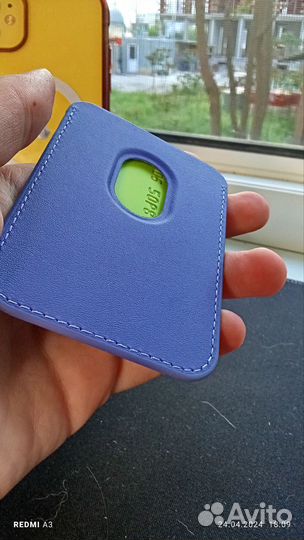 Кошелек на iPhone MagSafe Wallet