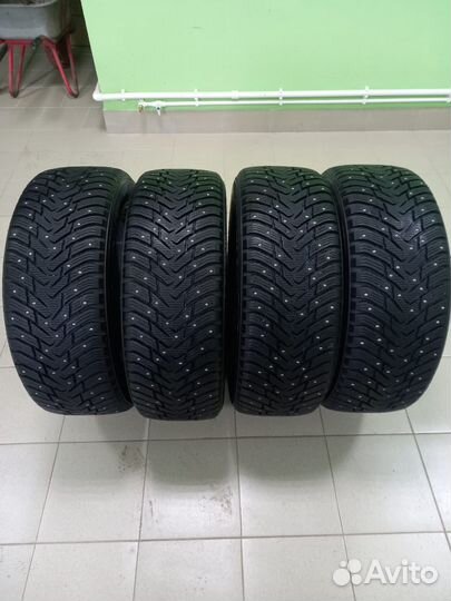 Nokian Tyres Hakkapeliitta 8 265/60 R18 114T
