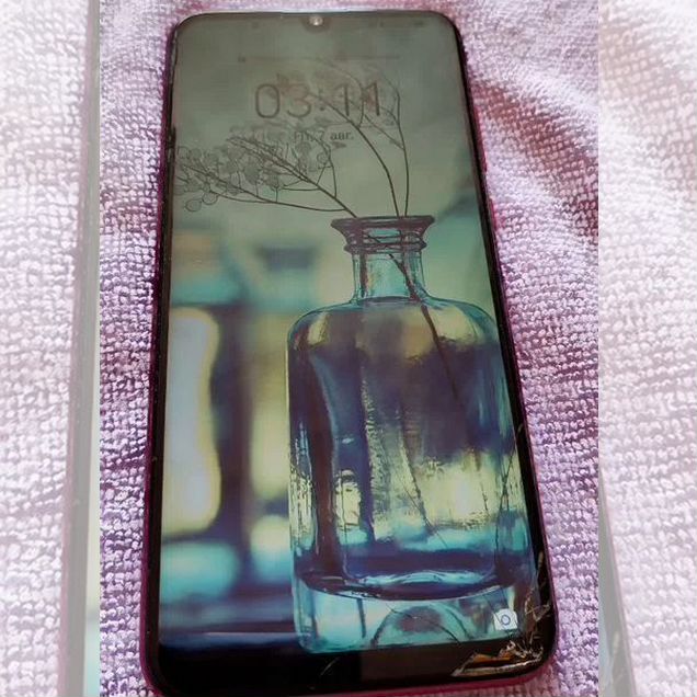 HONOR 10i, 6/128 ГБ, 2 SIM