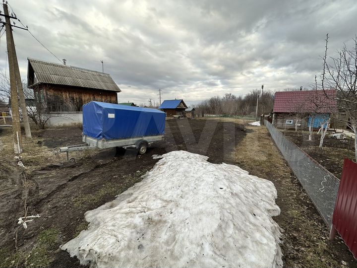 Дом 24 м² на участке 8 сот.
