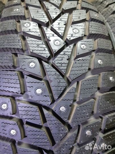 Dunlop SP Winter Ice 02 255/60 R18