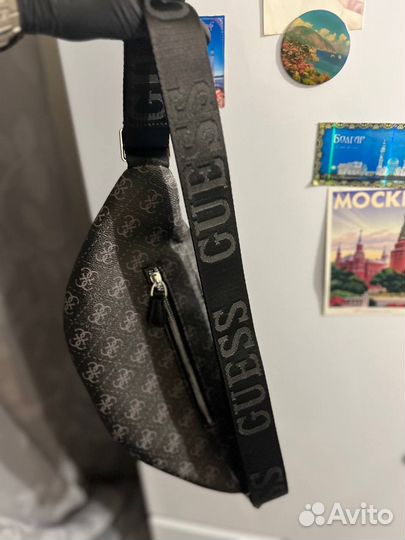 Сумка Guess